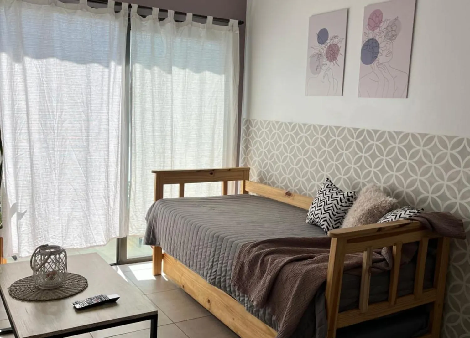 Pellegrini Apartments Mendoza !! Estupendos Departamentos Con Cochera Privada Cercanos A Parque Gral San Martin 0*,  Аргентина